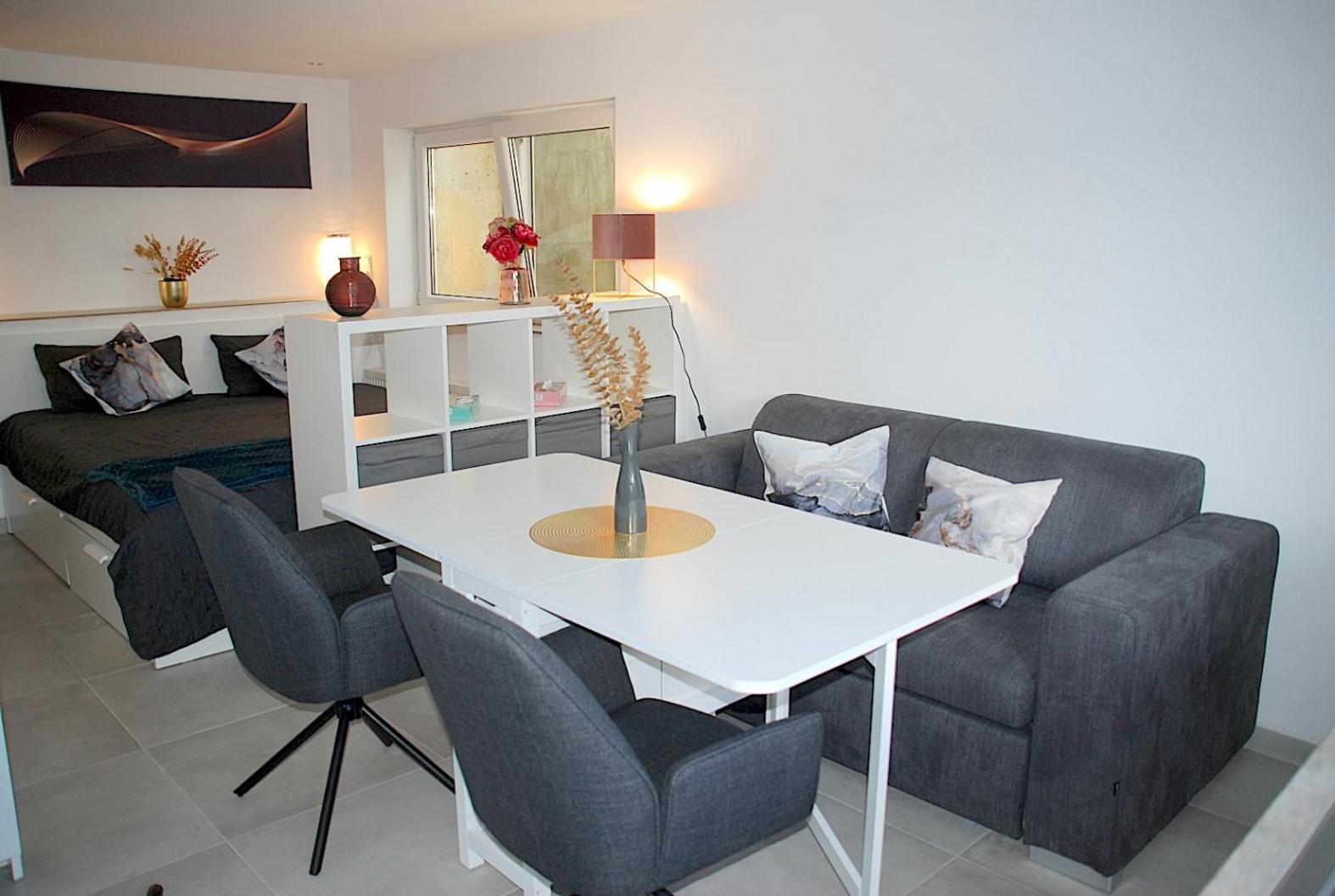 Willkommen In Dagersheim Bei Boeblingen! Gemuetliches 1 Zi Appartement Zum Wohlfuehlen In Einem Angenehmen Umfeld! Eksteriør billede
